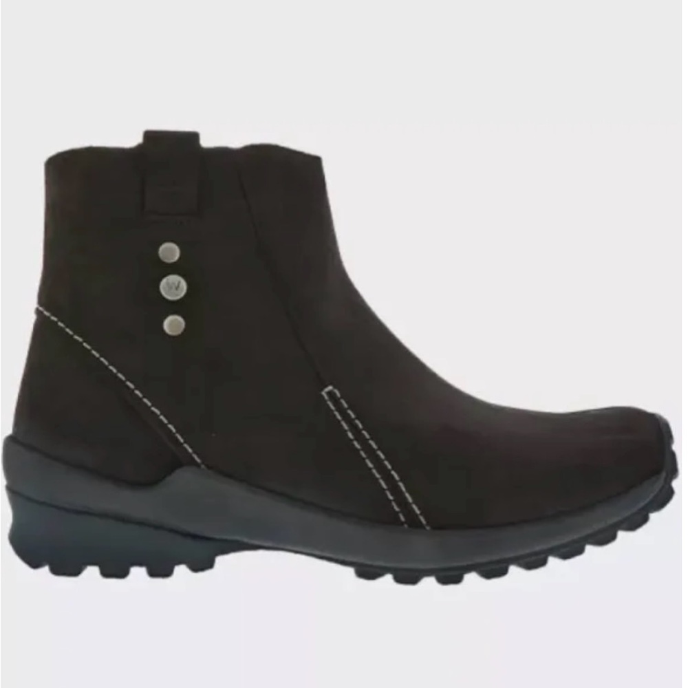 Stylish Black Ankle Boots